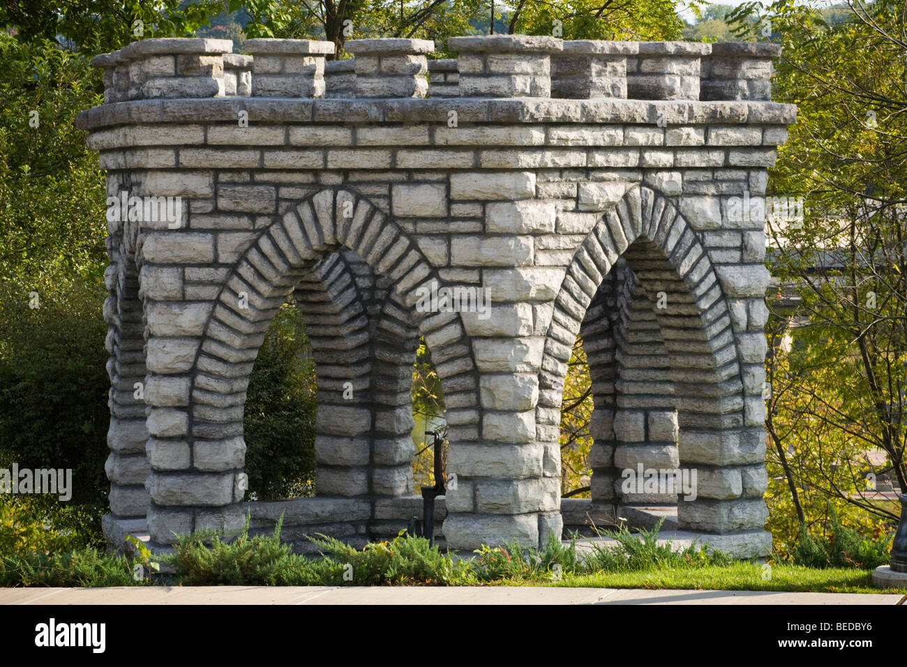Kalkstein-Pavillon im pfälzischen Brücke, Mohawk Valley, New York State Stockfoto