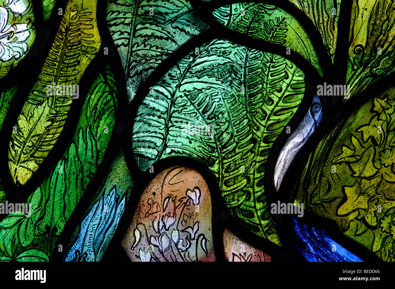 Glasmalerei in St. Leonard Kirche, Prioren Marston, Warwickshire, England, UK Stockfoto