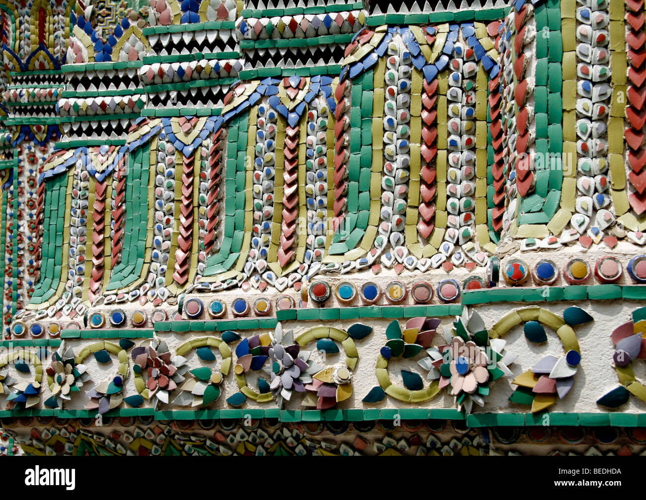 Mosaik, Keramik Muster, Ornamente, Grand Palace, Wat Phra Kaeo, buddhistische Tempelanlage, Bangkok, Thailand, Asien Stockfoto