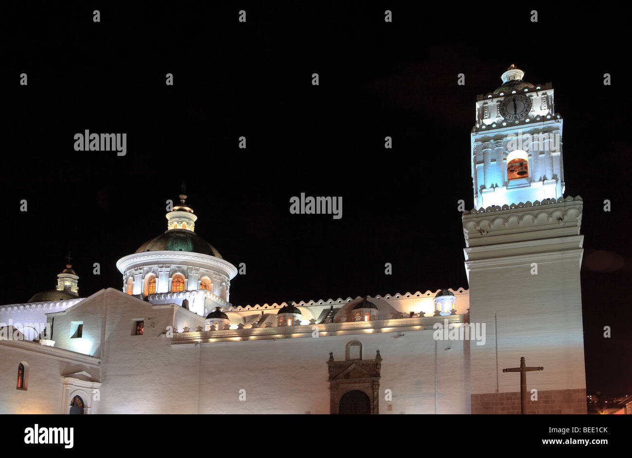 Iglesia De La Merced in der Nacht, Quito, Ecuador Stockfoto