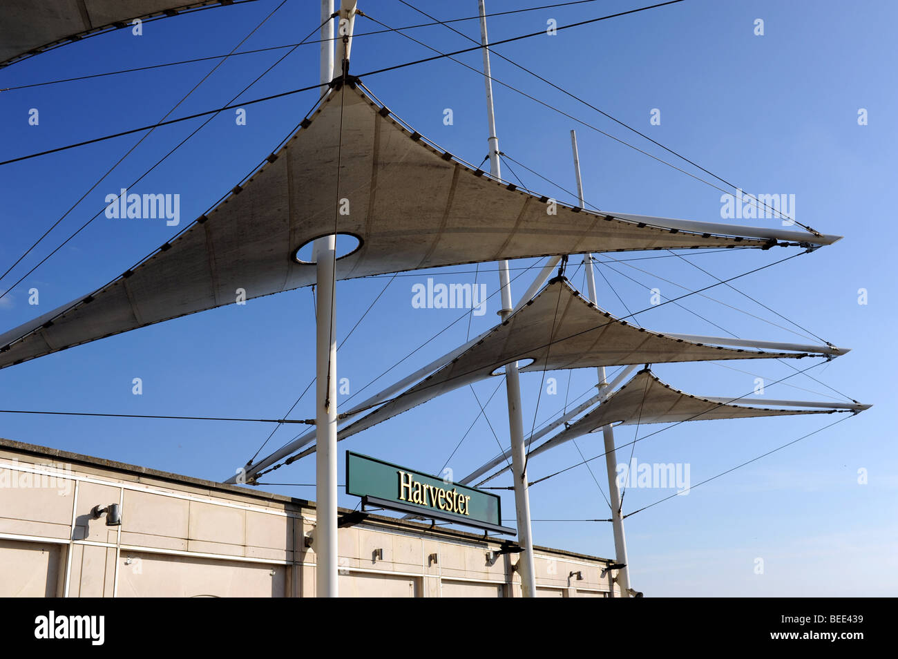 Segeln Sie wie Eintritt zum Harvester Restaurant an Brighton Seafront UK - 2009 Stockfoto