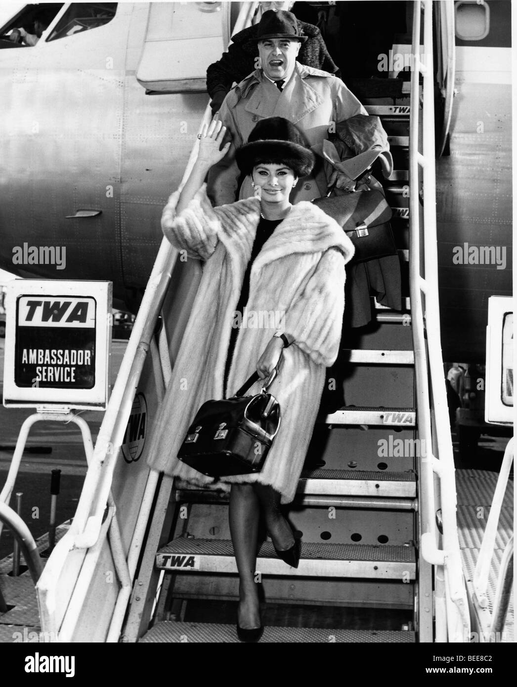 Schauspielerin Sophia Loren Ankunft in New York mit Ehemann Carlo Ponti Stockfoto