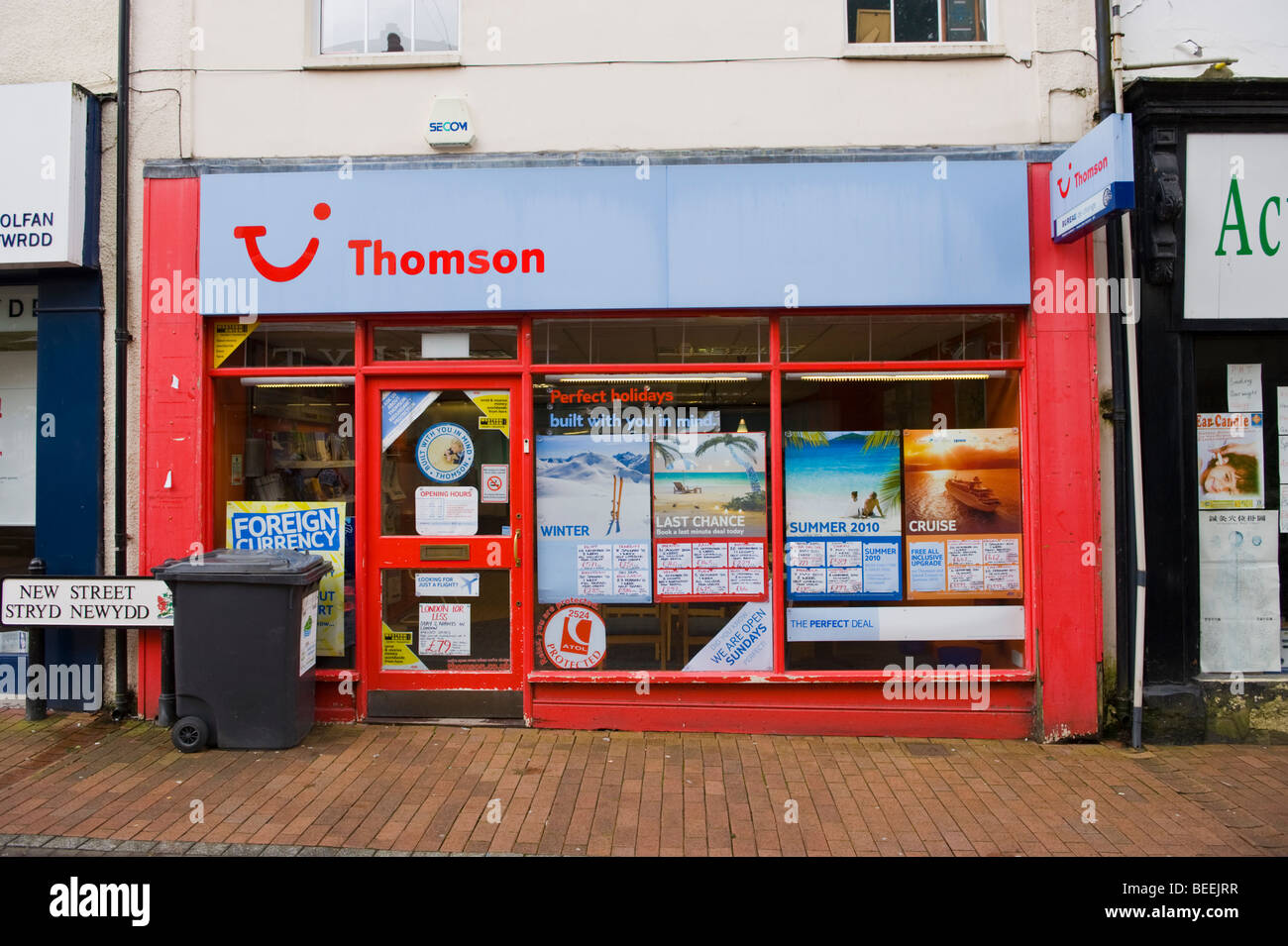 Thomson Travel Agent Ladengeschäft in Neath South Wales UK Stockfoto