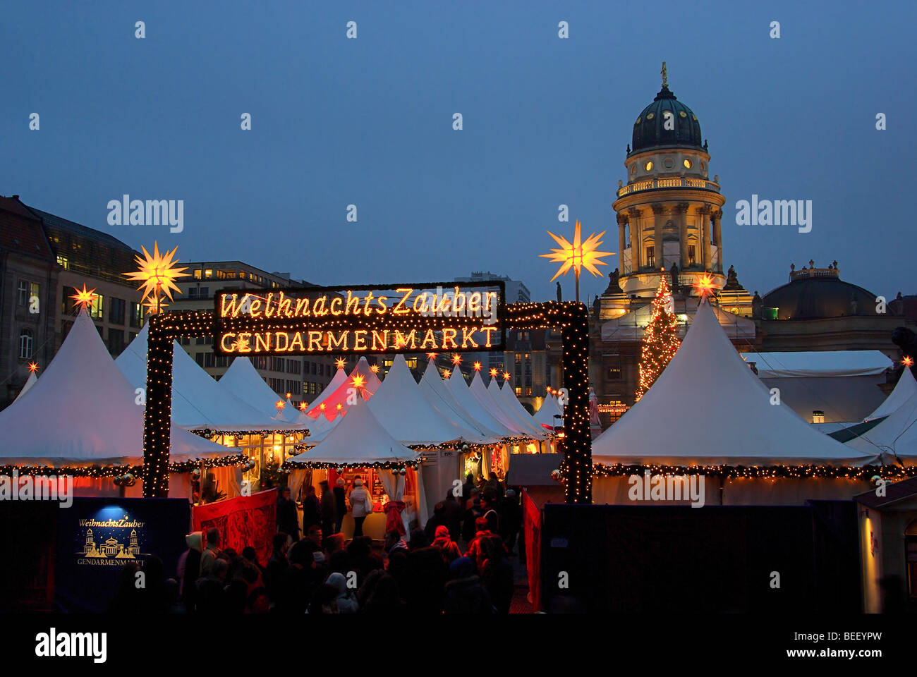 Berlin Weihnachtsmarkt Gendarmenmarkt - Berlin Weihnachtsmarkt Gendarmenmarkt 15 Stockfoto