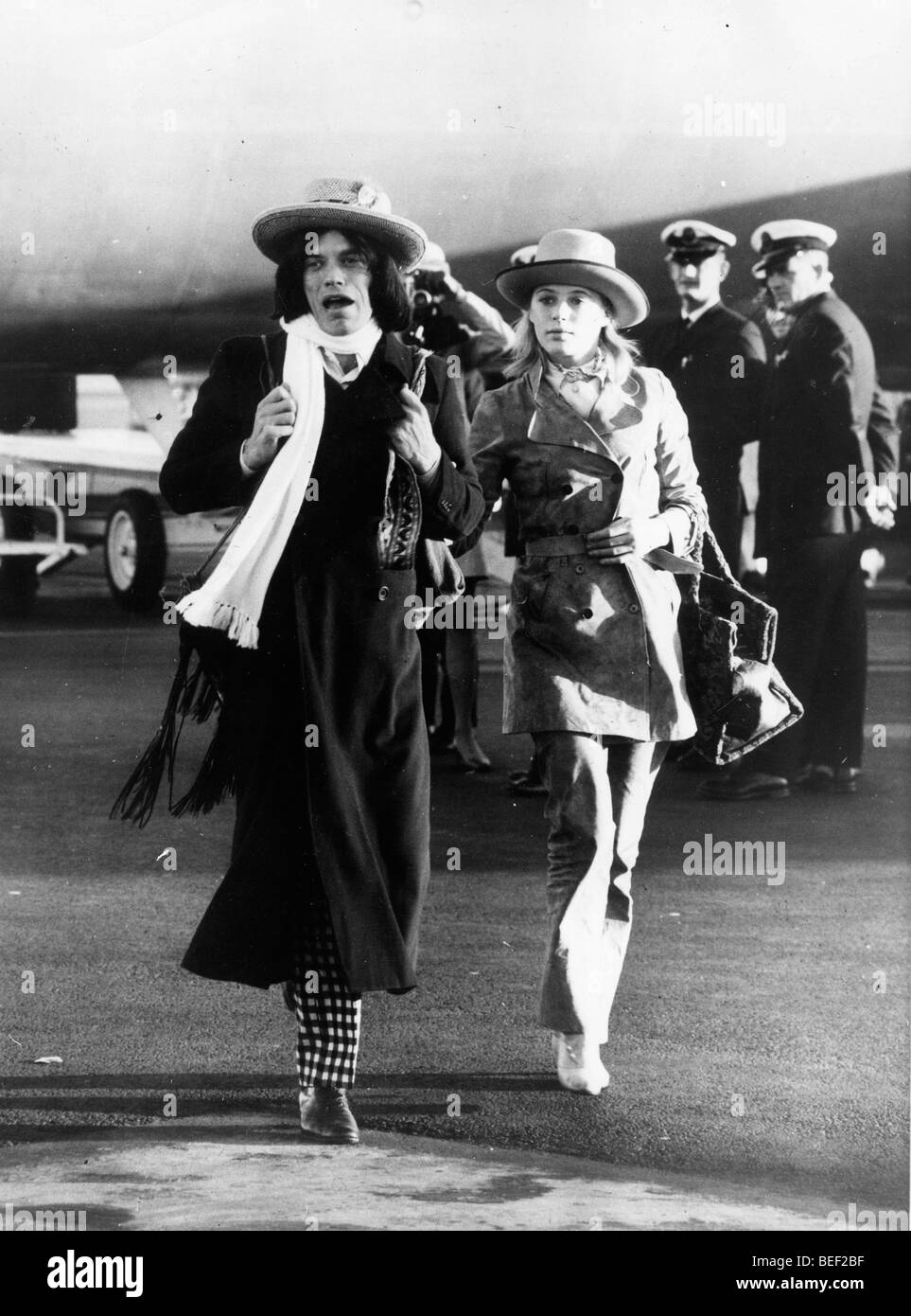 8. Juli 1969; London, England, Vereinigtes Königreich; Sänger MICK JAGGER der berühmten britischen Rockgruppe The Rolling Stones, die längste Stockfoto