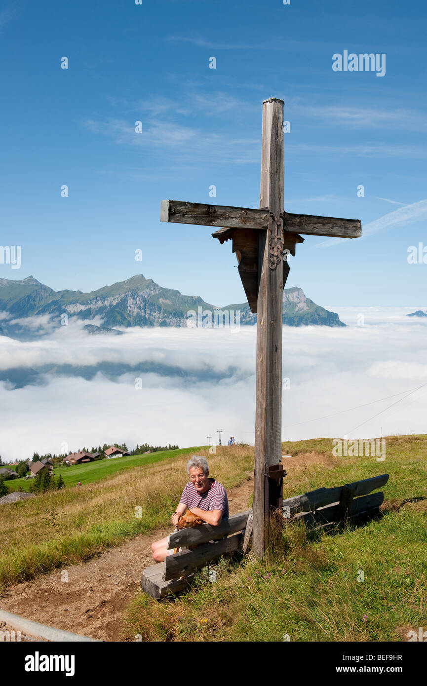 In den Bergen von der Schweiz über den Wolken Stockfoto