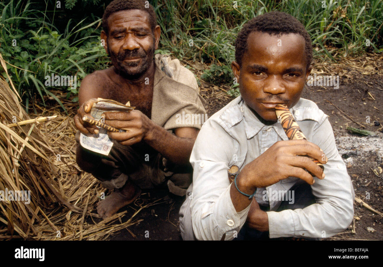 Pygmäen in Uganda, Zentralafrika, Afrika. Stockfoto