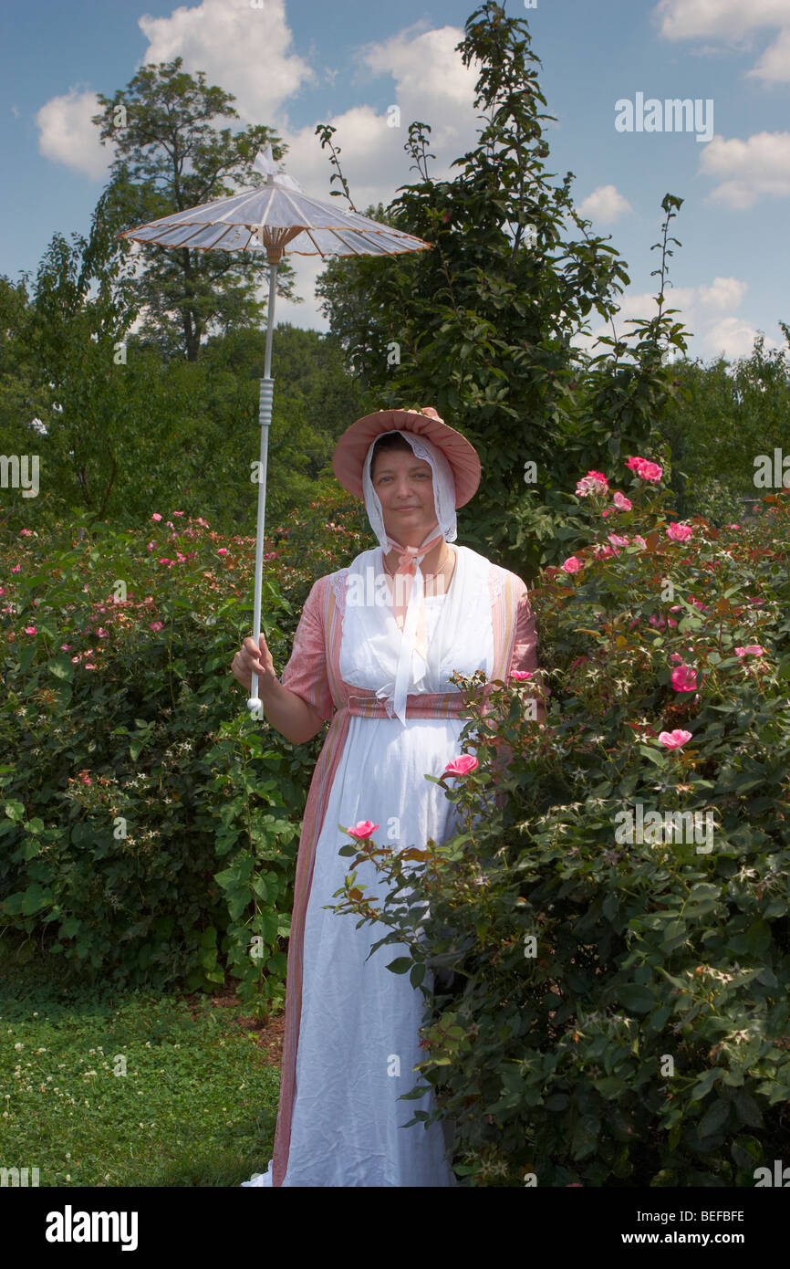 Eine kostümierte lebendige Geschichte Dolmetscher porträtiert Rosalie Calvert, ca. 1802-1821, Riverdale Park, Maryland. Stockfoto