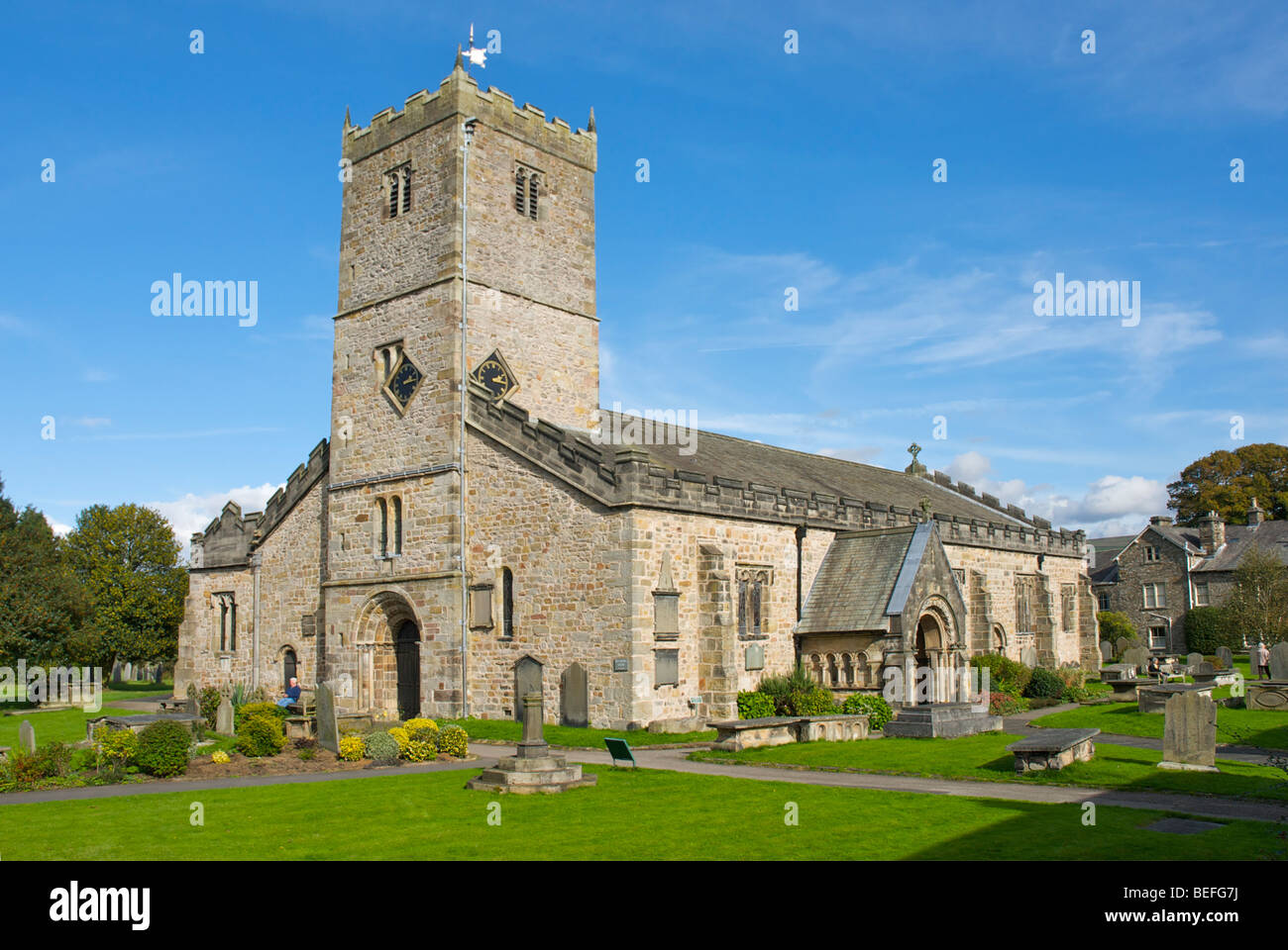 Str. Marys Kirche, Kirkby Lonsdale, Cumbria, England UK aus dem normannischen Periode, 11. Jahrhundert Stockfoto