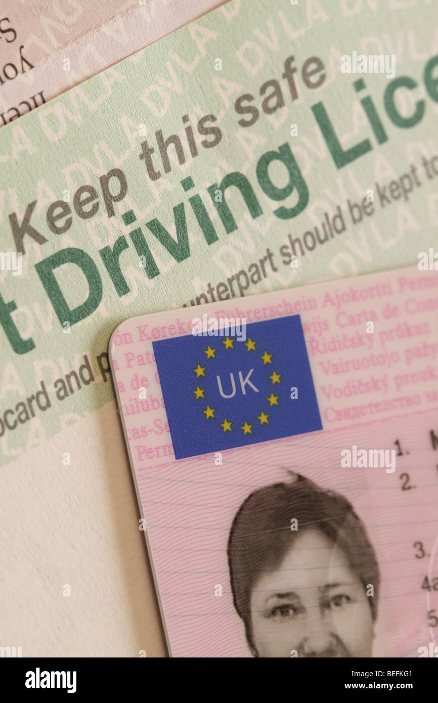 Britischen Führerschein Lichtbildausweis mit EU-logo Stockfoto