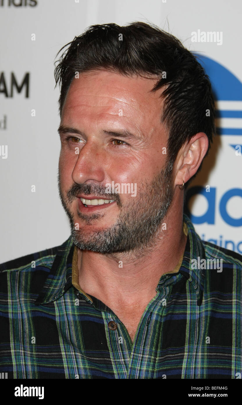 DAVID ARQUETTE DAVID BECKHAM & JAMES BOND feiern Start des ADIDAS ORIGINALS BY ORIGINALS Linie LOS ANGELES CA USA 30 Septemb Stockfoto