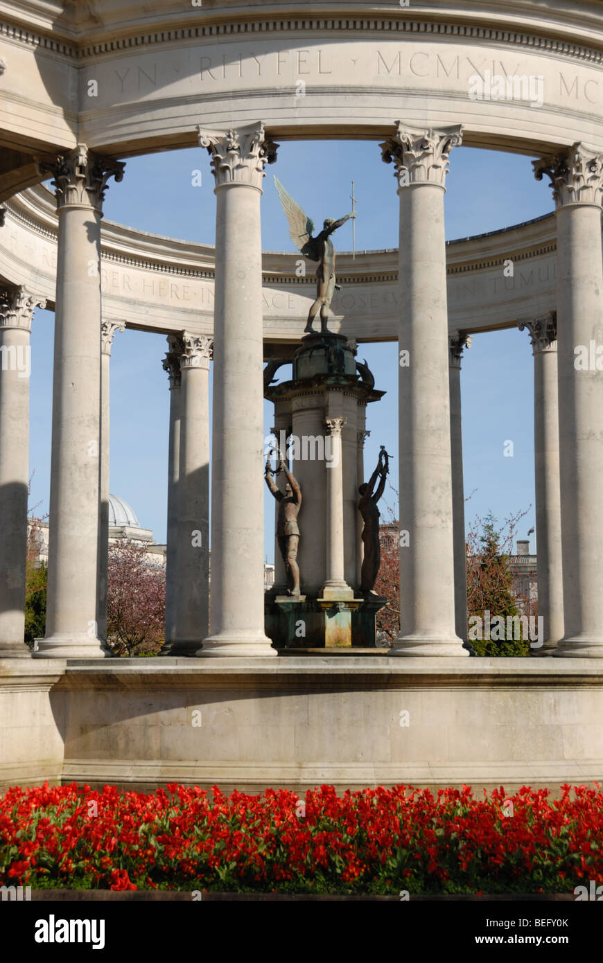 Der Kenotaph in Cardiff Cathays Park Stockfoto