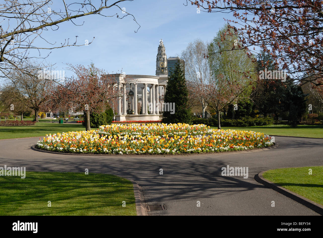 Der Kenotaph in Cardiff Cathays Park Stockfoto