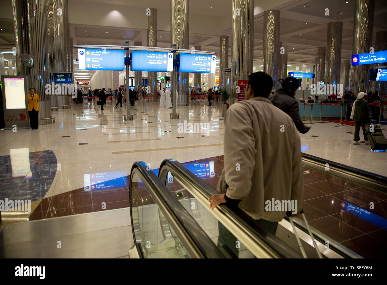 Ankünfte Hall Halle Dubai Flughafen terminal 3 Stockfoto