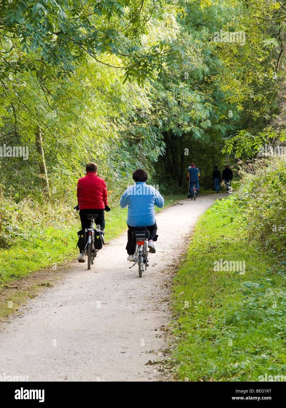 Menschen auf dem Tissington Trail, Radfahren Derbyshire England UK Stockfoto