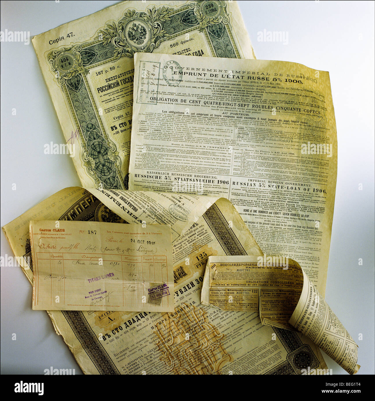 Vintage Russian 5 % State Loan of 1906 Bonds Stockfoto