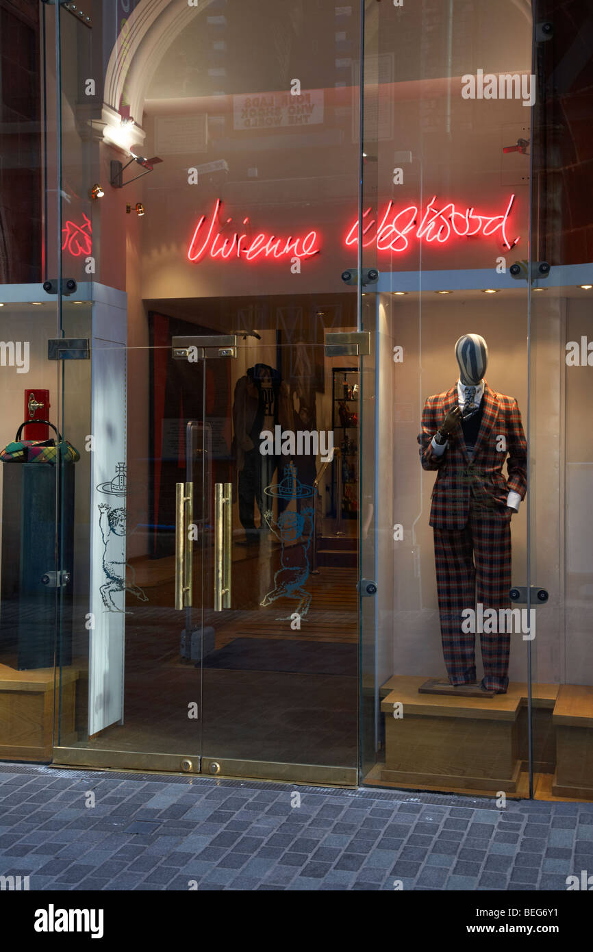 Vivienne Westwood-Designer-Kleidung zu speichern in der Mathew Street in Liverpool Stadtzentrum Stockfoto