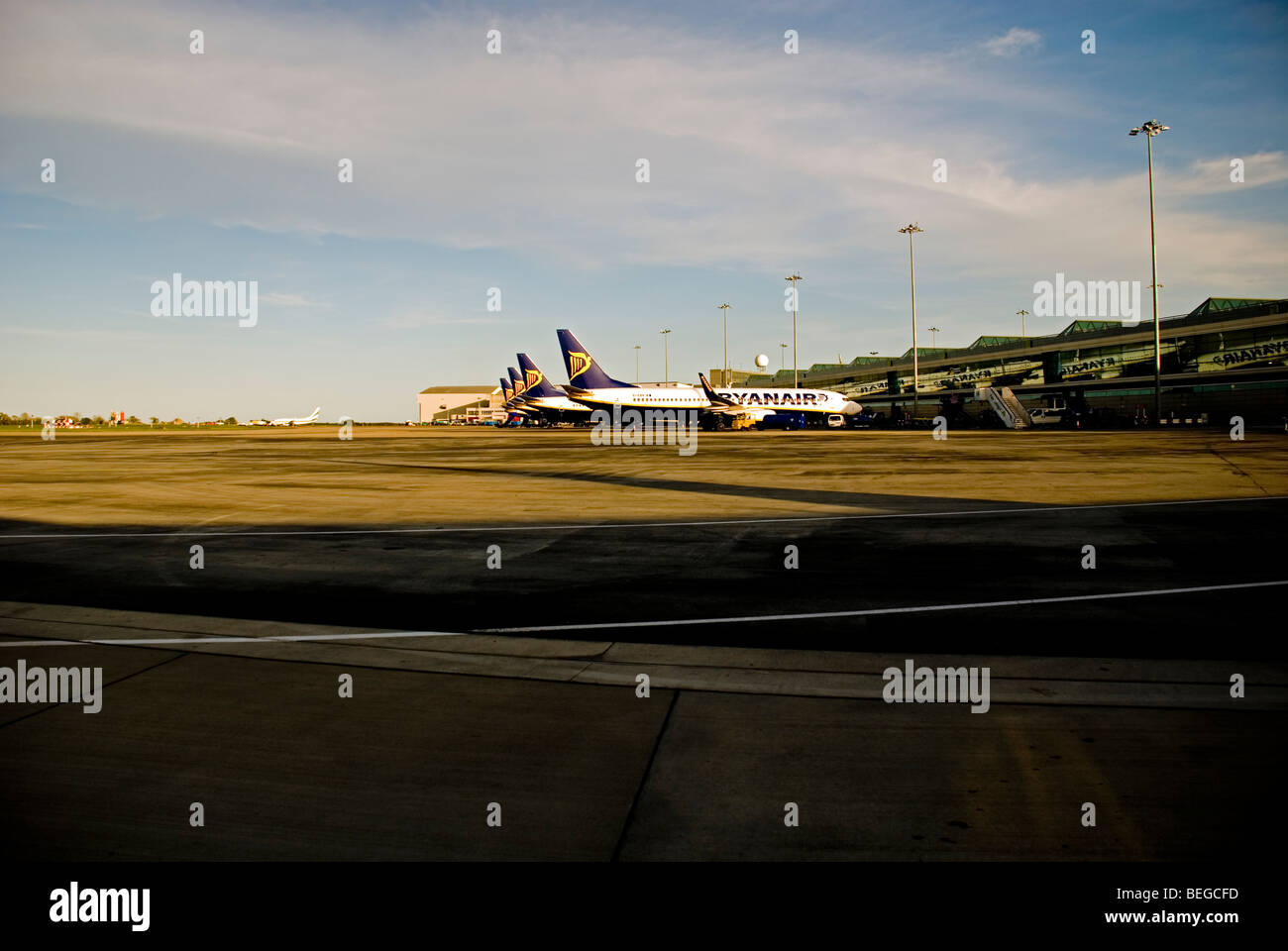 Dublin Flughafen Dublin Irland Ryanair Boeing 737 Flugzeuge auf dem stand Stockfoto