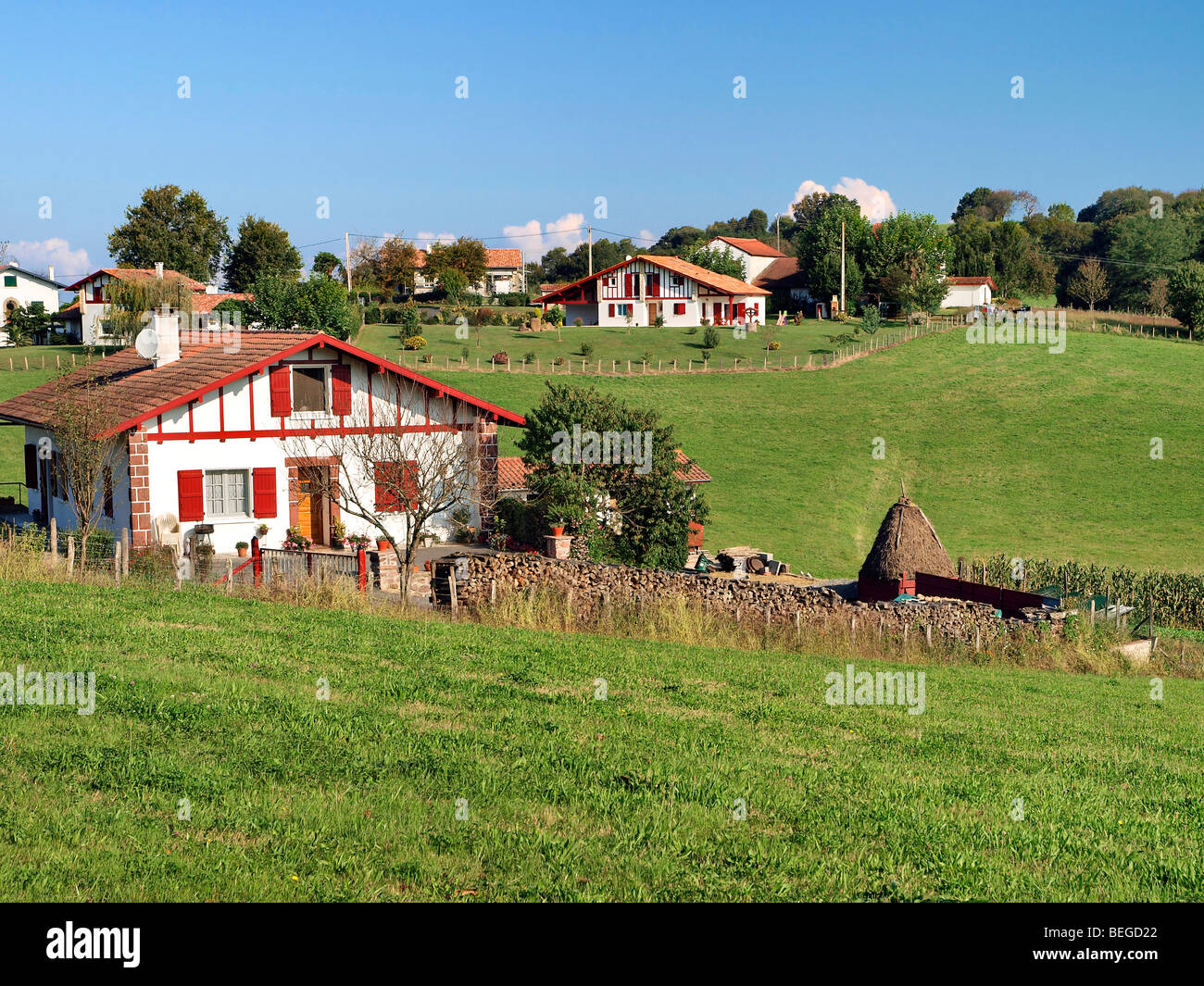 Landschaft in der Nähe von Ainhoa, Baskenland, Frankreich. Stockfoto