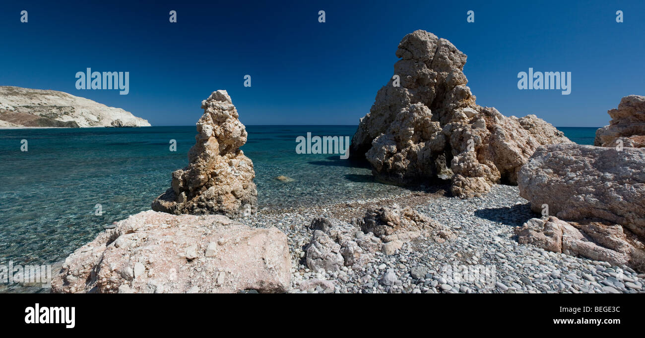 Petra Tou Romiou - mythologische Geburtsort der Aphrodite. Stockfoto Petra Tou Romiou - mythologische Geburtsort der Aphrodite. Stockfoto