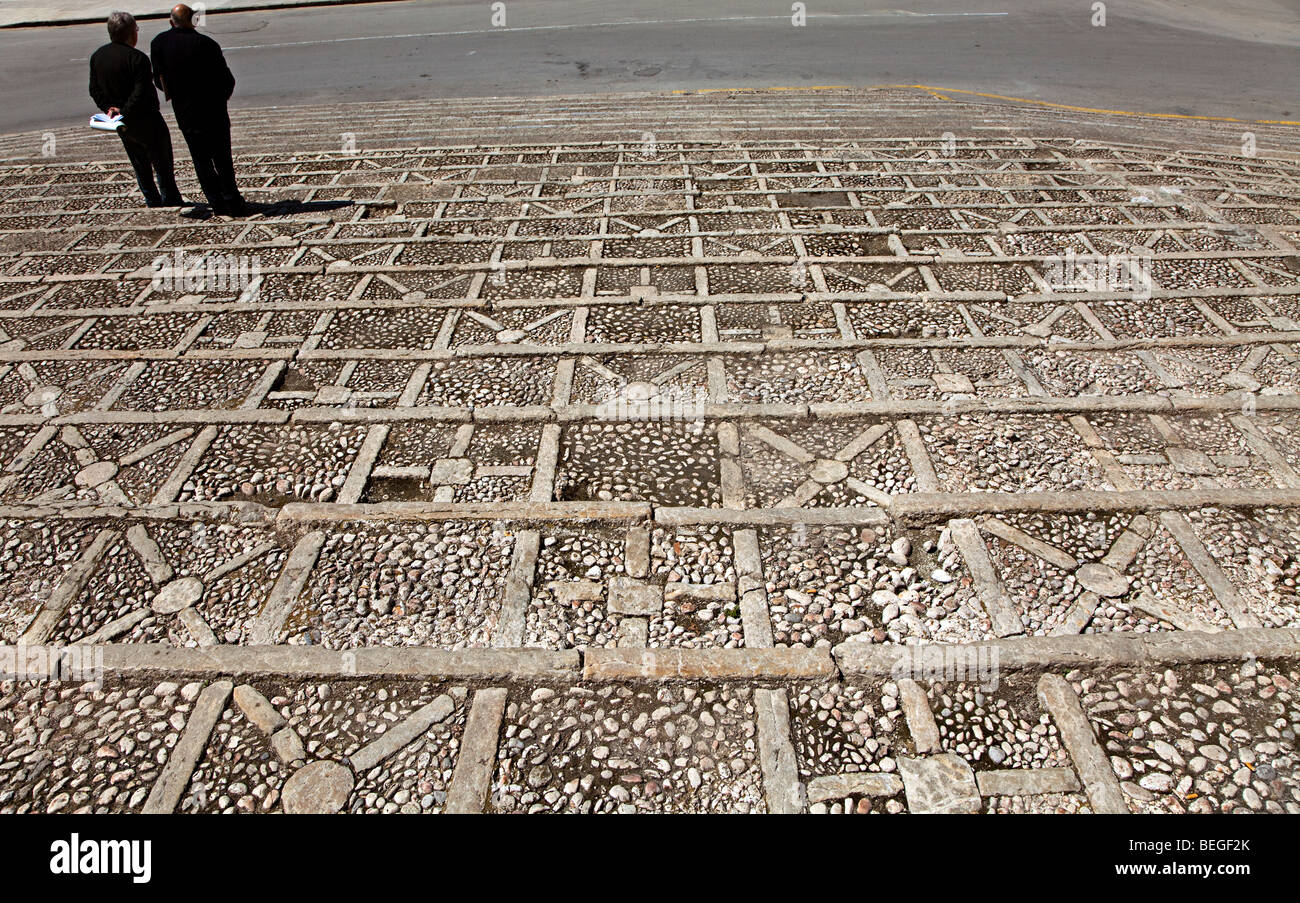 Alte Muster in steinernen Stufen zur Kirche Sant Miquel Felanitx Mallorca Spanien Stockfoto