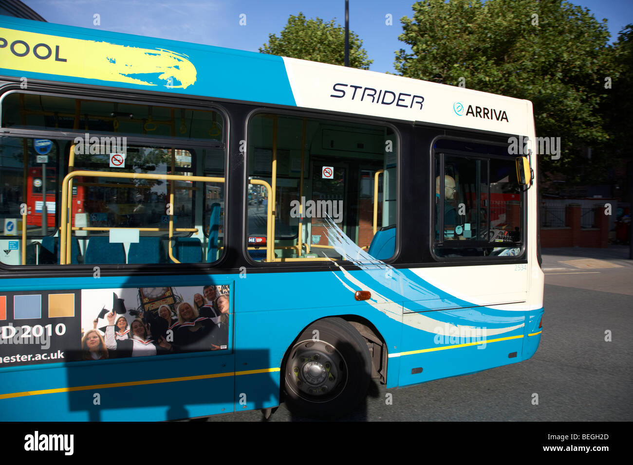 Arriva Strider einzelne Doppeldecker-Bus auf einen Liniendienst in Liverpool Merseyside England uk Stockfoto
