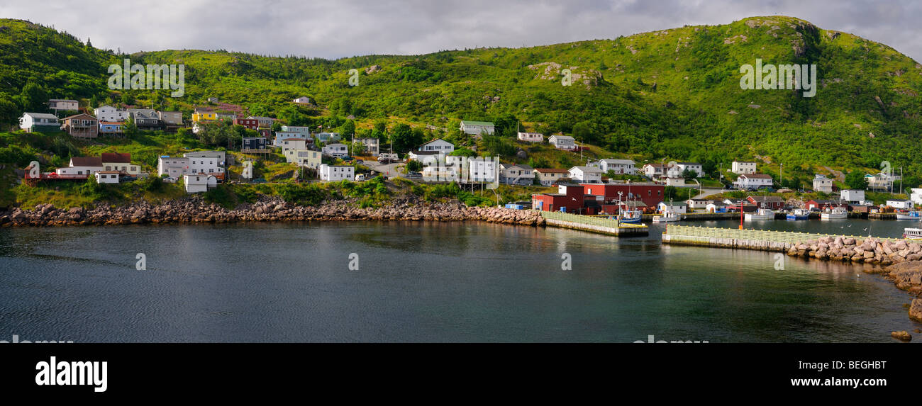 Panorama von Petty harbour Maddox cove Häuser am Hang des Atlantik Avalon Halbinsel Neufundland Stockfoto