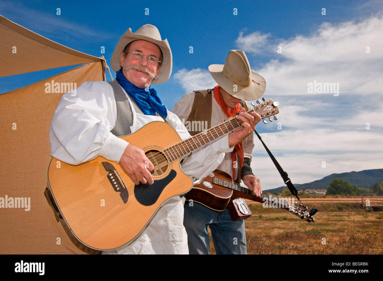 Singender Cowboy Stockfotos und -bilder Kaufen - Alamy