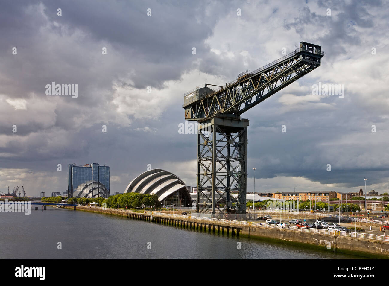 Finnieston Kran, SECC und Crowne Plaza Hotel in Glasgow Stockfoto