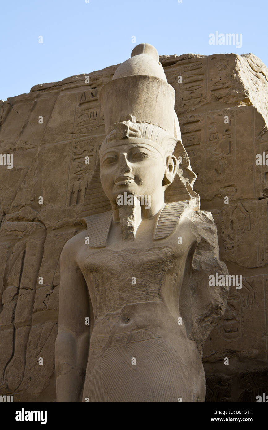 Statue am Karnak-Tempel, Luxor, Ägypten Stockfoto