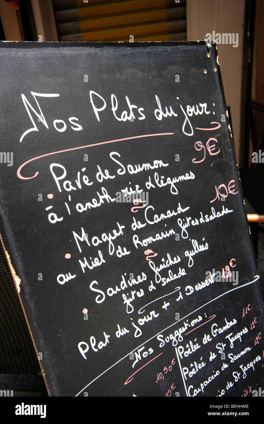 Plats du Jour Menü außerhalb Restaurant, Cannes, Frankreich Stockfoto