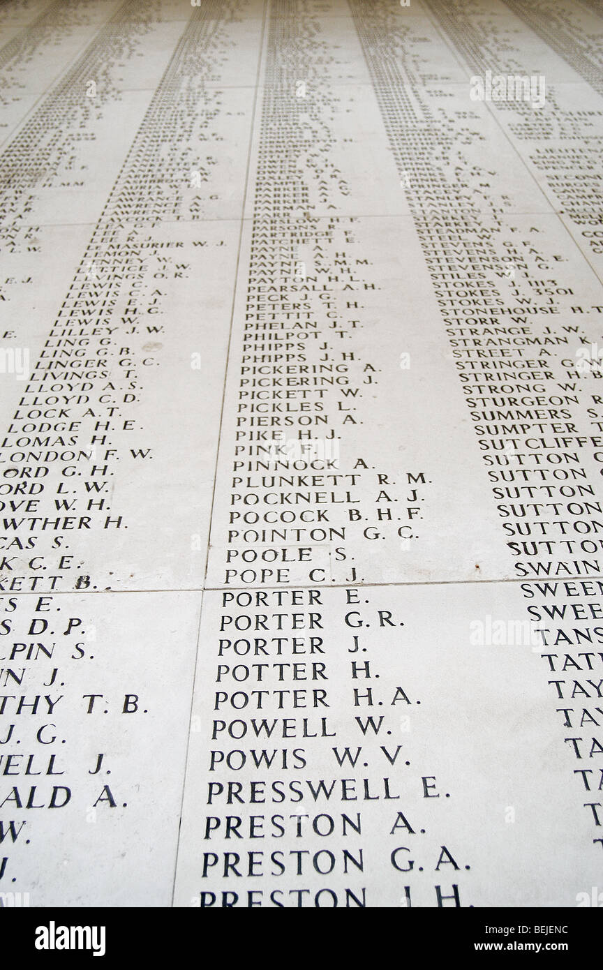 Menin Gate Memorial auf die fehlende zum Gedenken an WW1 britischen und Commonwealth-Soldaten von Weltkrieg einer, Ypern, Belgien Stockfoto