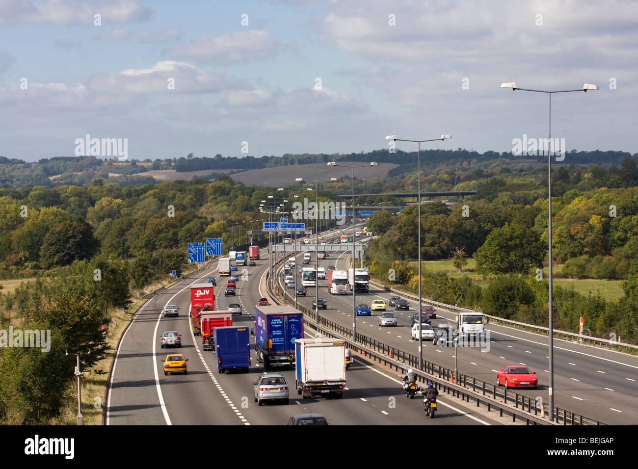 M25 Autobahn Ausfahrt 7 Surrey England Stockfoto