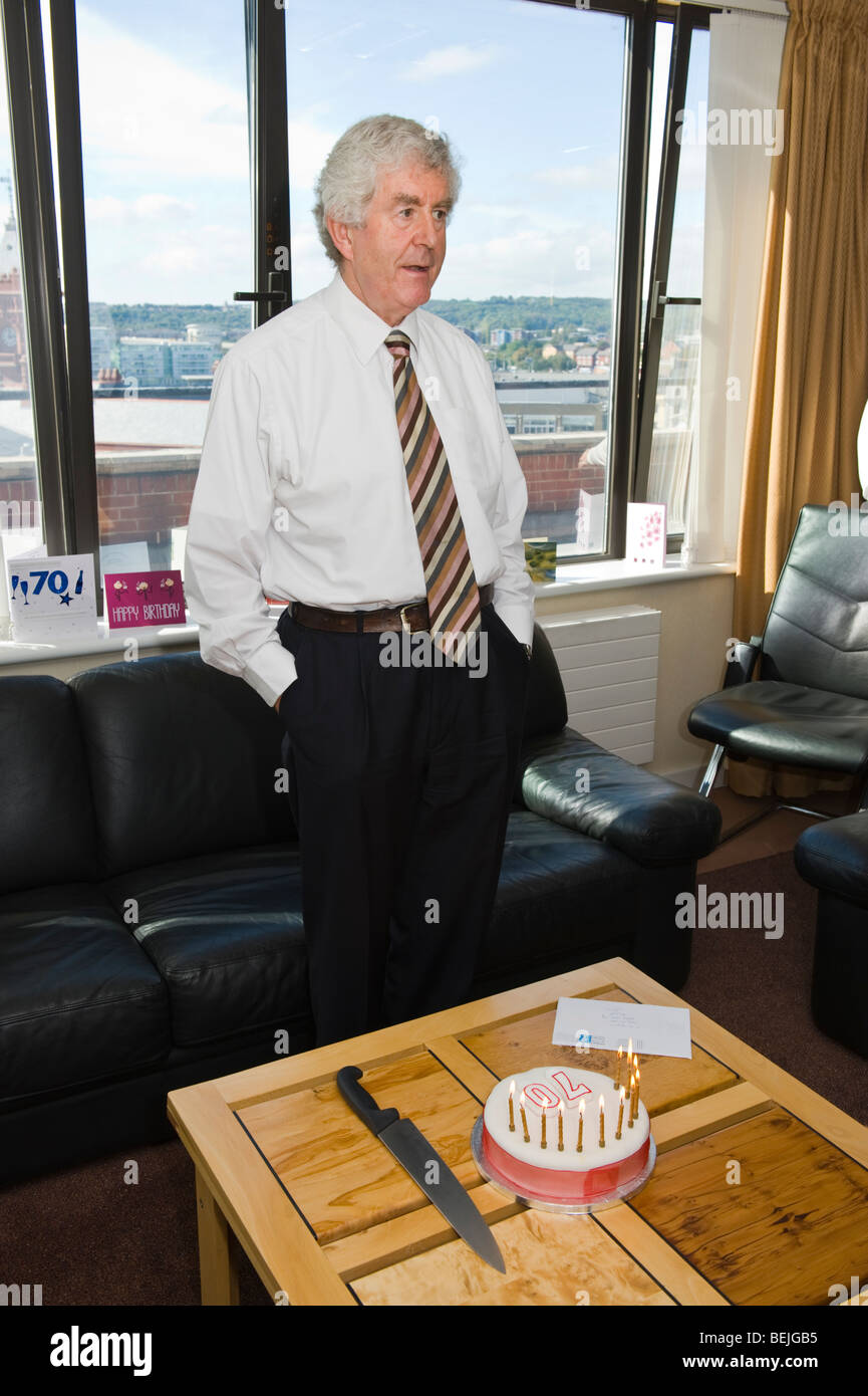 Rhodri Morgan AM ersten Minister von der National Assembly for Wales feiert seinen 70. Geburtstag. Stockfoto