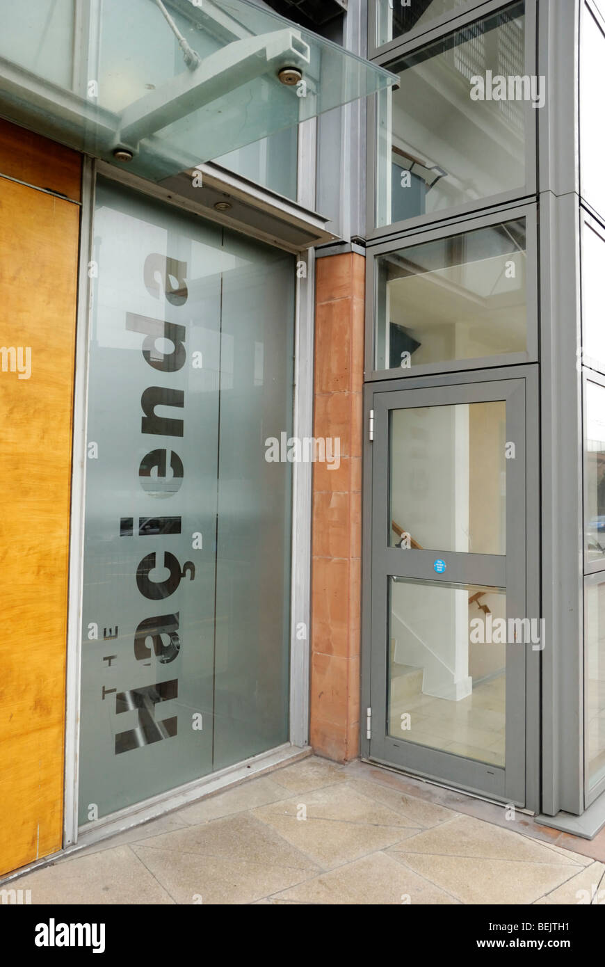 Die Hacienda Apartments in Whitworth Street, Manchester, England, Vereinigtes Königreich. Stockfoto