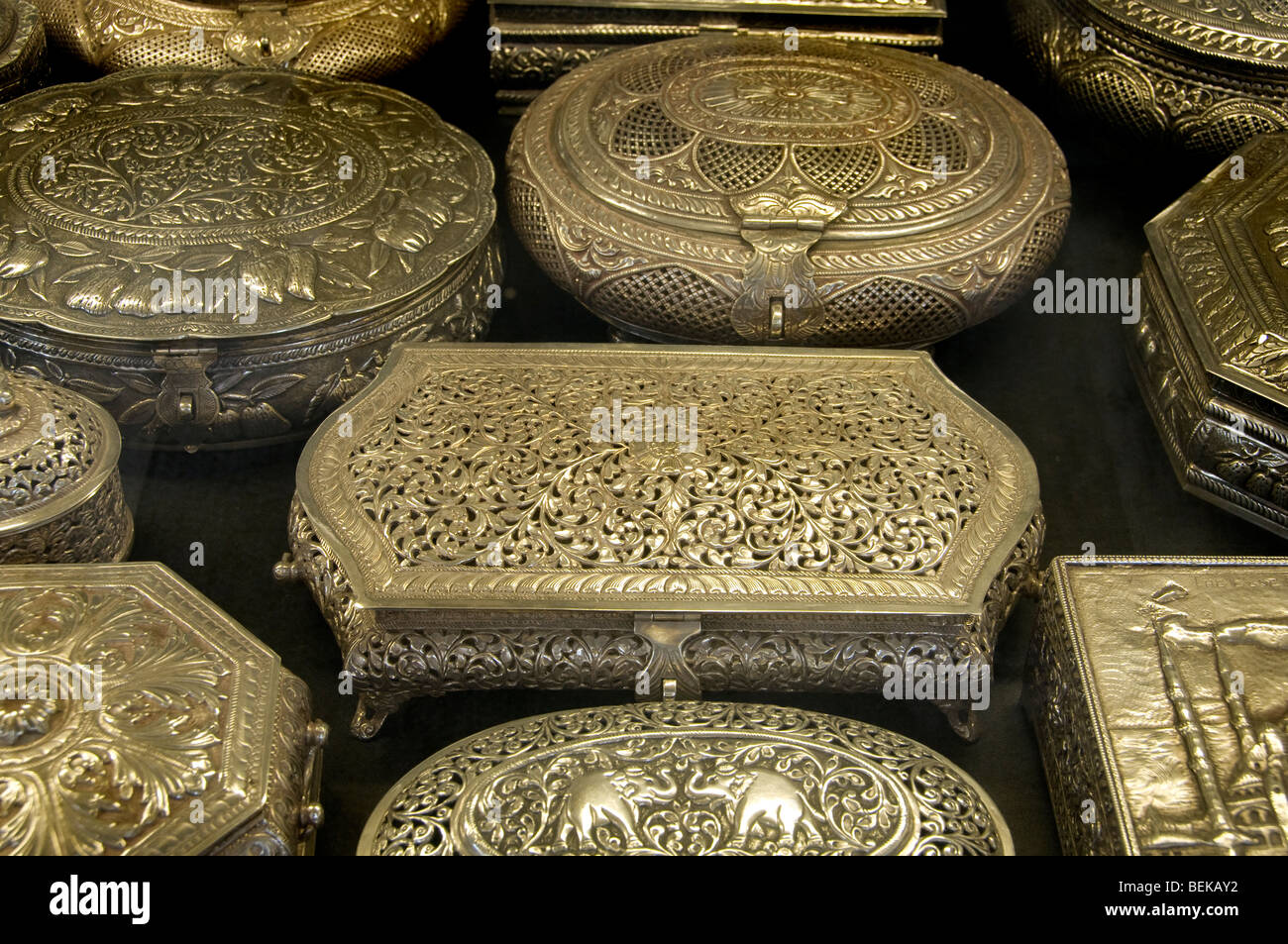 Istanbul Grand Bazaar Türkei Kapali Carsi Kapalıcarsı Antik Silber Stockfoto