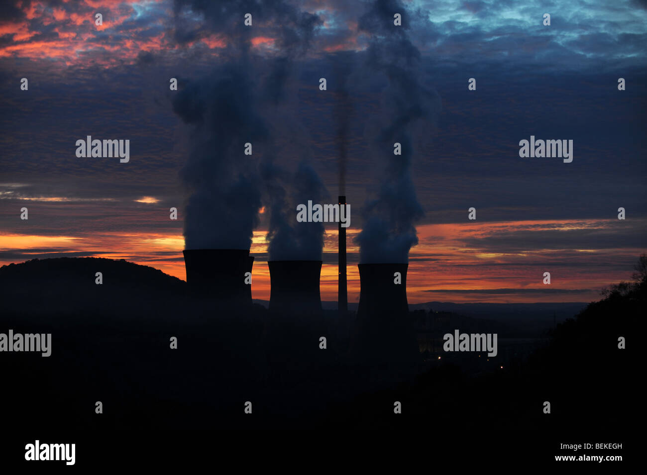 Die Sonnenuntergänge auf Ironbridge Kraftwerk Shropshire England Uk Stockfoto