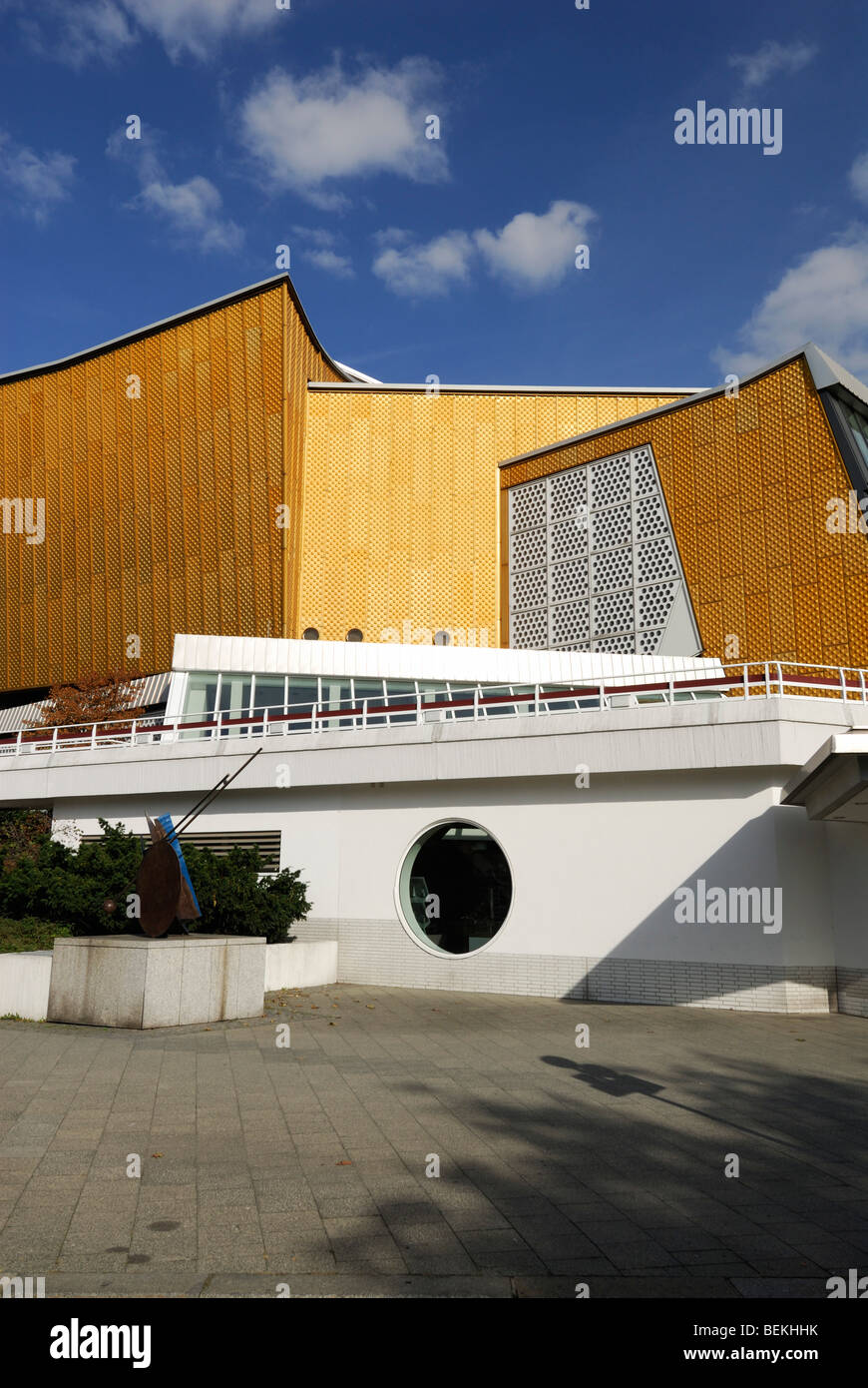 Berlin. Deutschland. Philharmonie Berlin (Philharmonie), entworfen vom Architekten Hans Scharoun 1960-1963. Stockfoto