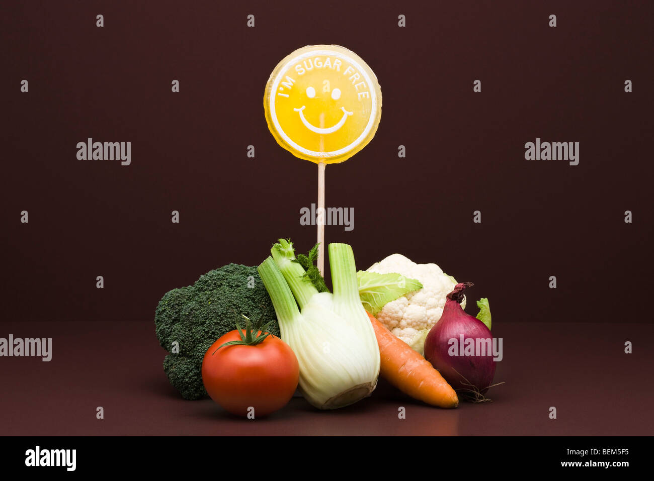 Food-Konzept, Haufen von frischem Gemüse mit zuckerfreie Lutscher Stockfoto