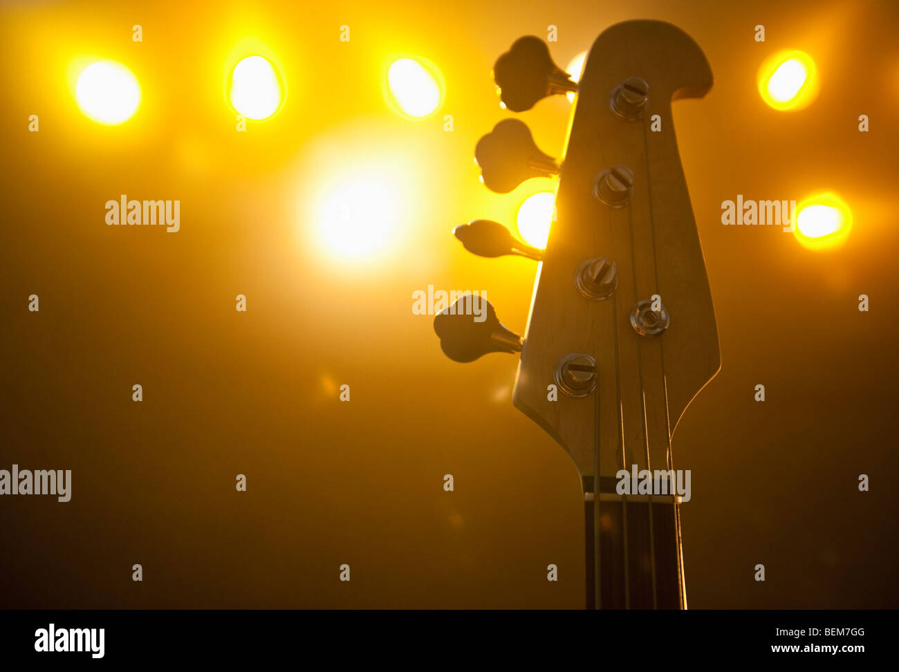 Basis-Gitarre Kopfplatte Stockfoto