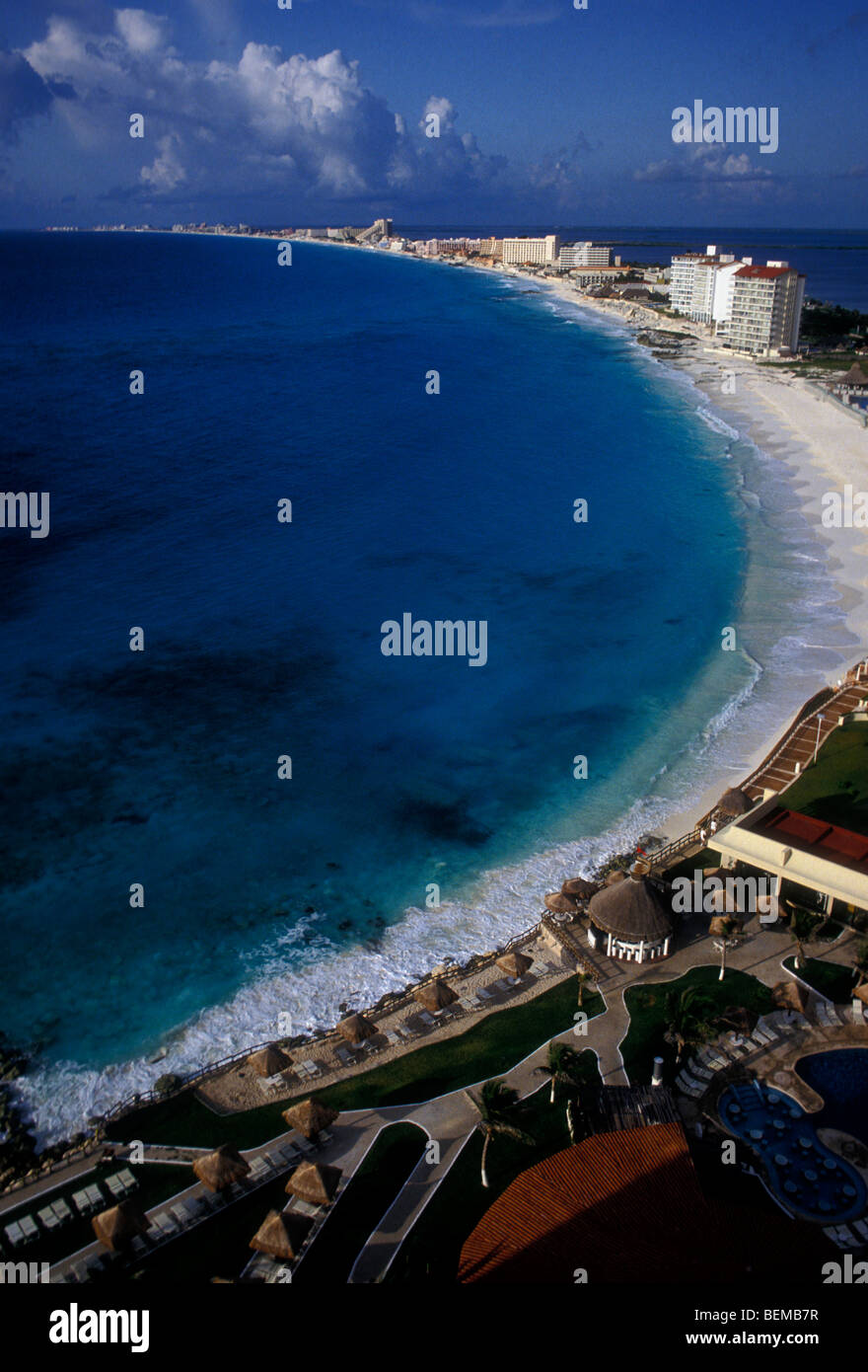 Hotels in White Sand Beach, Hotels, White Sand Beach, Sand, Strand, Stadt Cancún, Quintana Roo, Yucatan, Mexiko Stockfoto