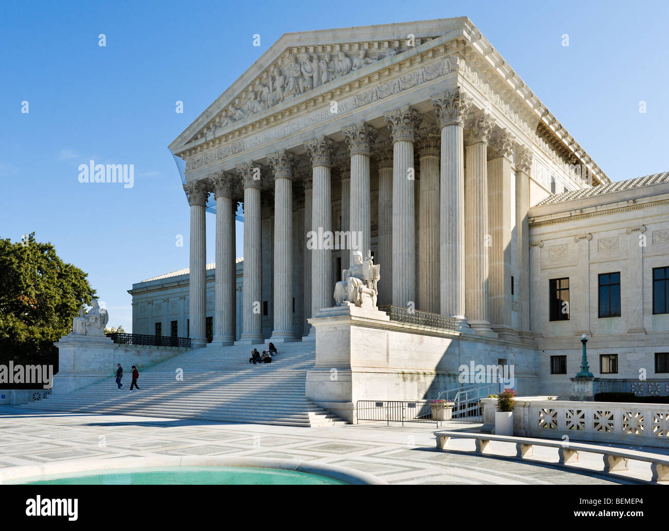 Erste Street NE Fassade der Supreme Court Gebäude, Washington DC, USA Stockfoto
