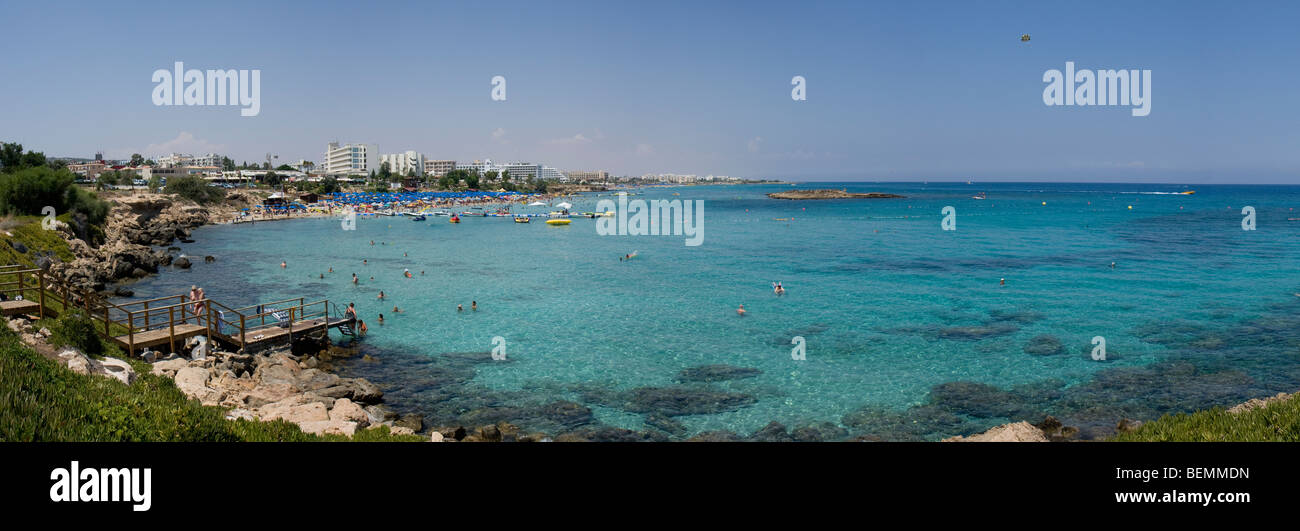 Genähte Panorama-Foto von Fig Tree Bay, Protaras, Zypern. Stockfoto