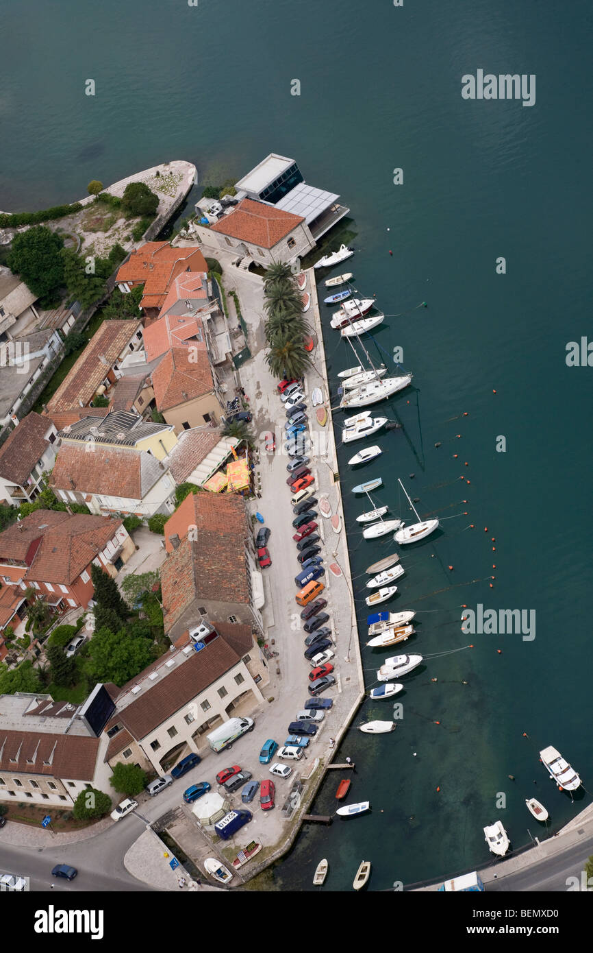 Kleines Boot Kotor Hafen Altstadt Kotor, Montenegro, Juni 2009 Stockfoto