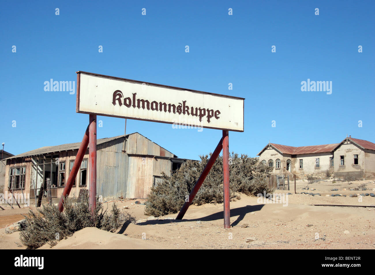 Zeichen der Geisterstadt Kolmanskop, eine verlassene Minenstadt in der Wüste, Lüderitz, Namibia, Südafrika Stockfoto