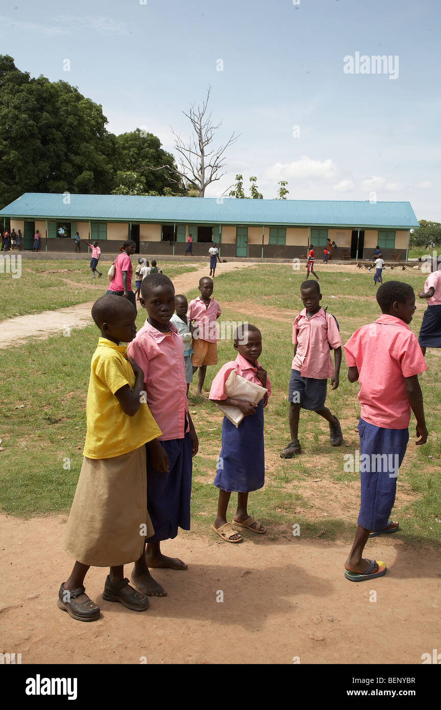 SOUTH SUDAN Lutaya Grundschule, gebaut und finanziert durch Jesuit Refugee Service seit 2005 Yei. Stockfoto