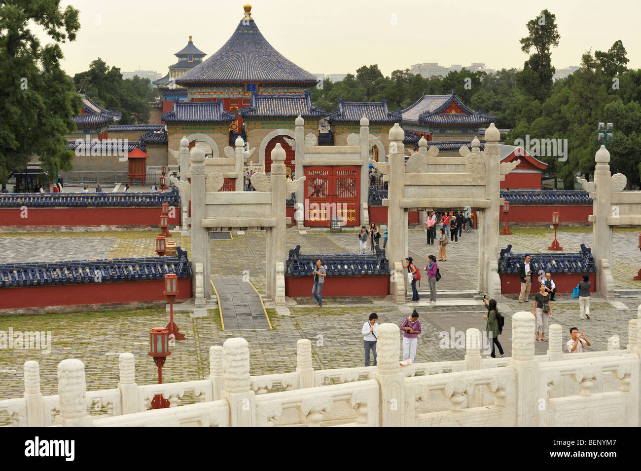 Tempel des Himmels in Tiantan Park, Imperial Himmelsgewölbe und kreisförmigen Damm Altar, Beijing CN Stockfoto