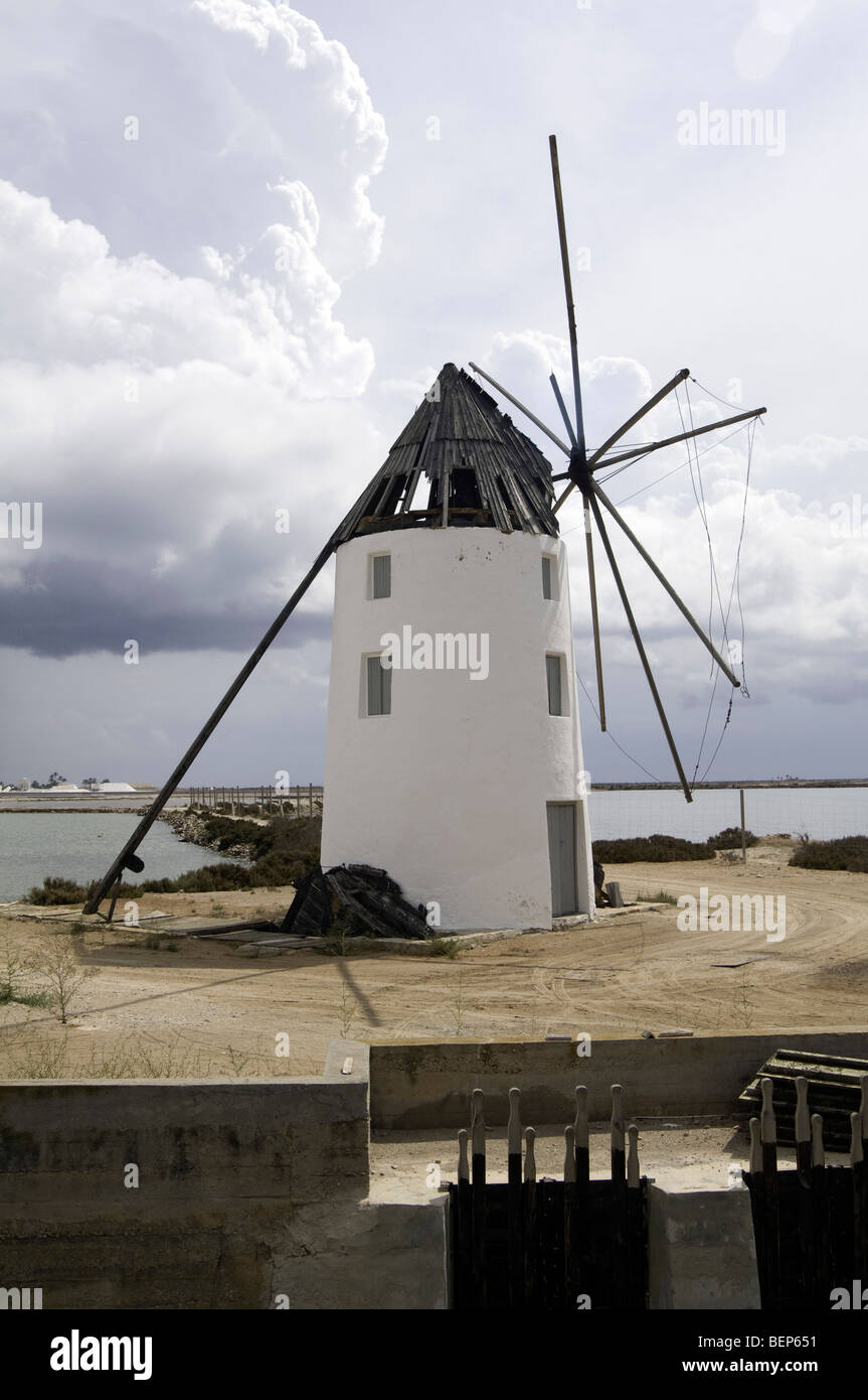 Alte Windmühle am Lo Pagan, Mar Menor, Murcia, Südspanien Ost Stockfoto