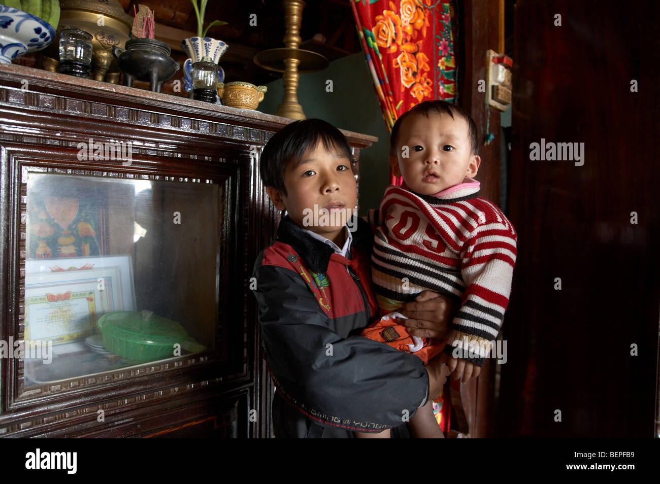 VIETNAM Kinder des Tan Hop in Quang Tri Provinz. Stockfoto