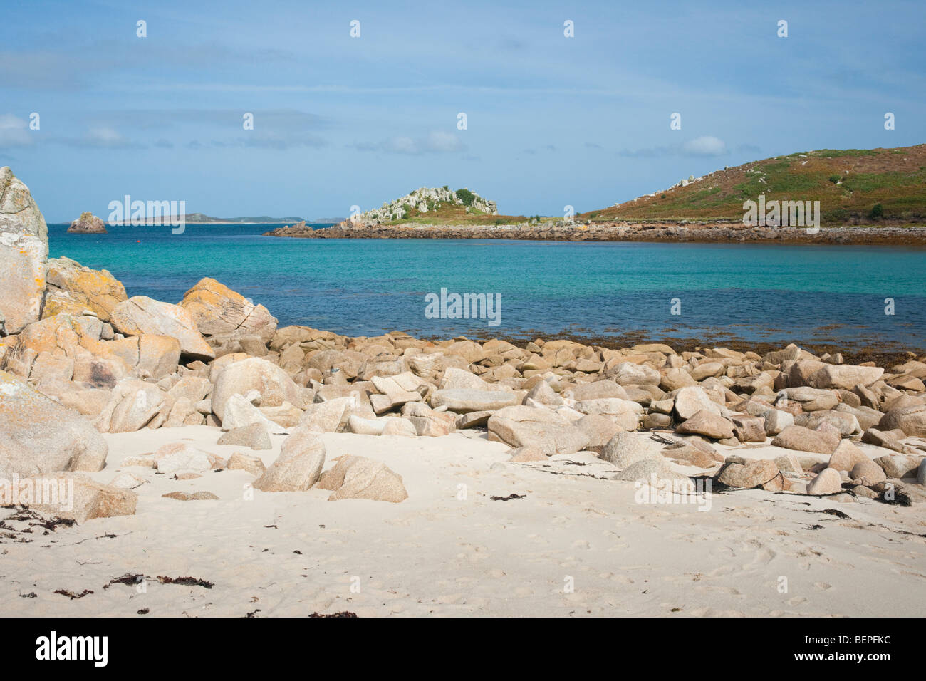 Die Insel Gugh betrachtet von St. Agnes, Isles of Scilly Stockfoto